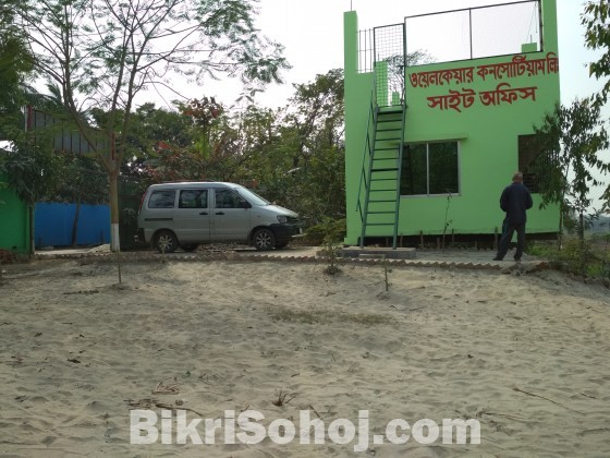 অবসর প্রাপ্ত সরকারি কর্মকর্তা দের জন্য ভিআইপি ব্লক এ প্লট